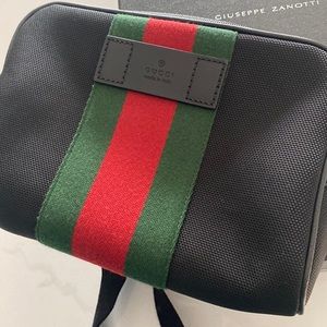 Gucci crossbody bag